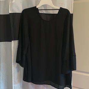 Black 3/4 ruffle sleeve blouse XL